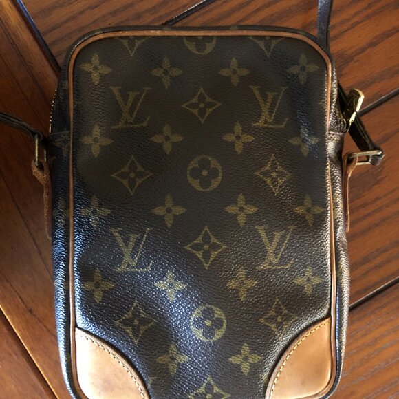 Louis Vuitton Amazone Bag Monogram Canvas, $3000 LV Bag AV Show - Picture 5 of 16